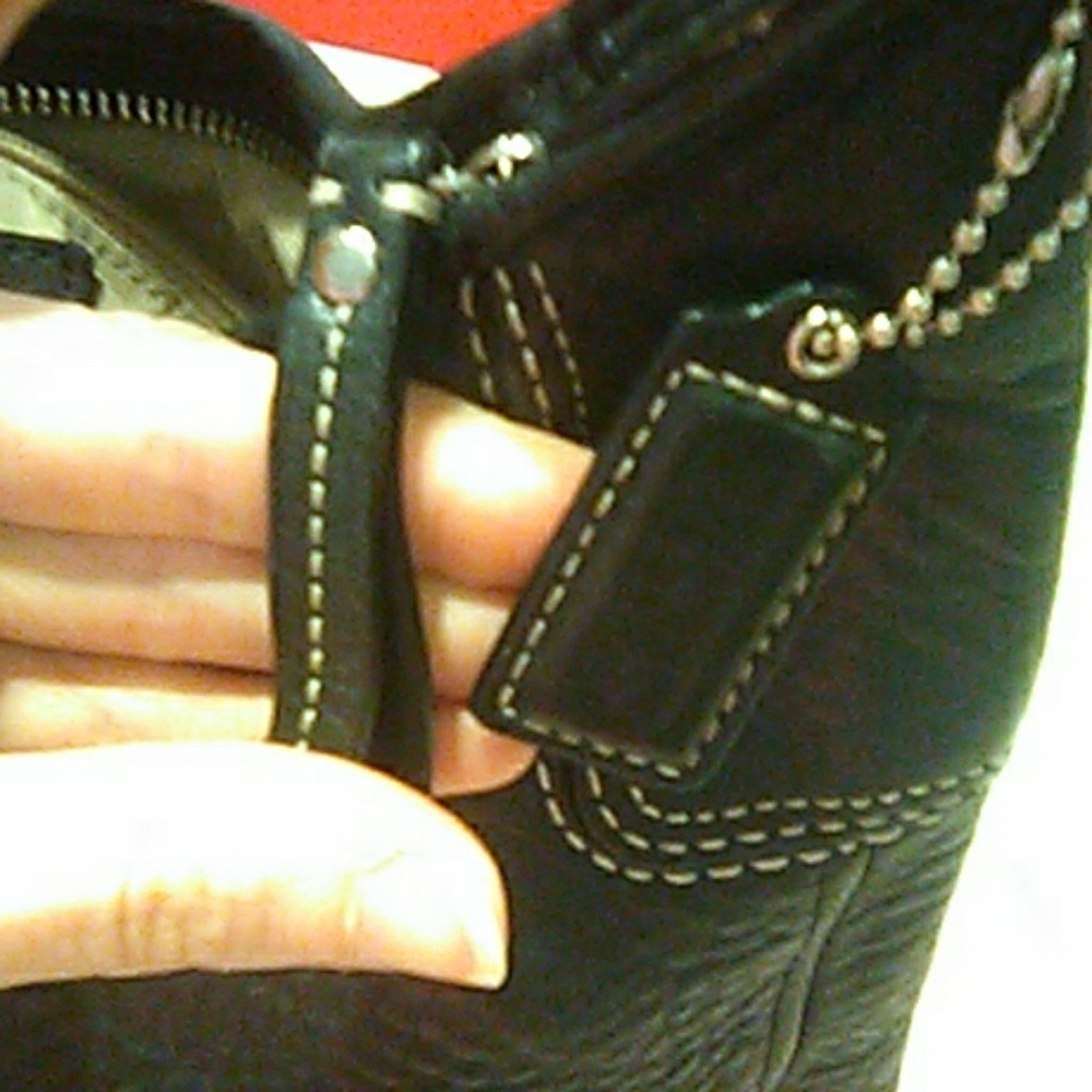 Coach purse - Picture 4 of 6